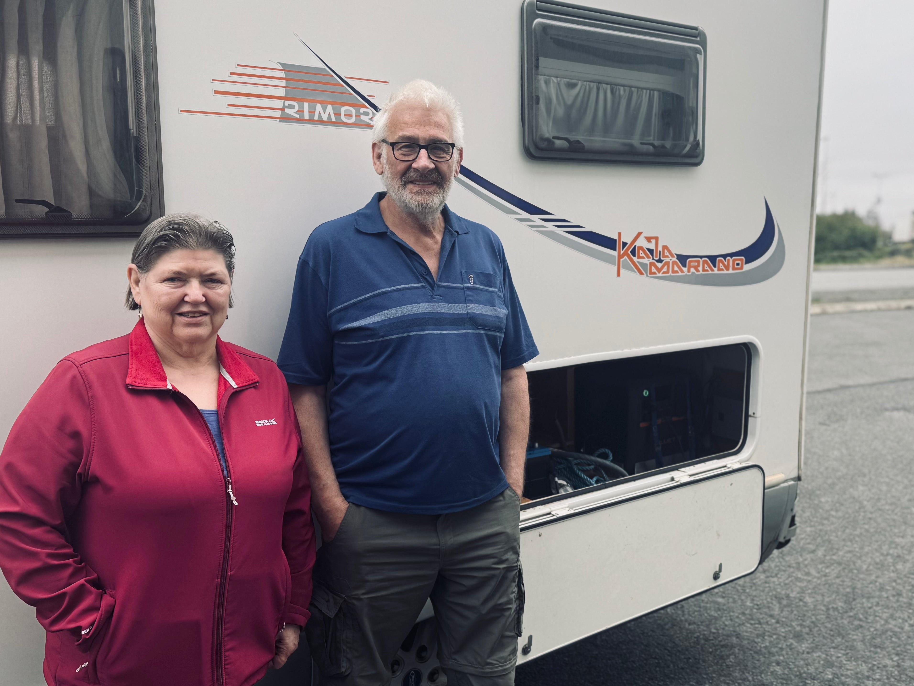 Diddi og Ólafía með glænýtt rafmagn í bílnum – þökk sé Bluetti!