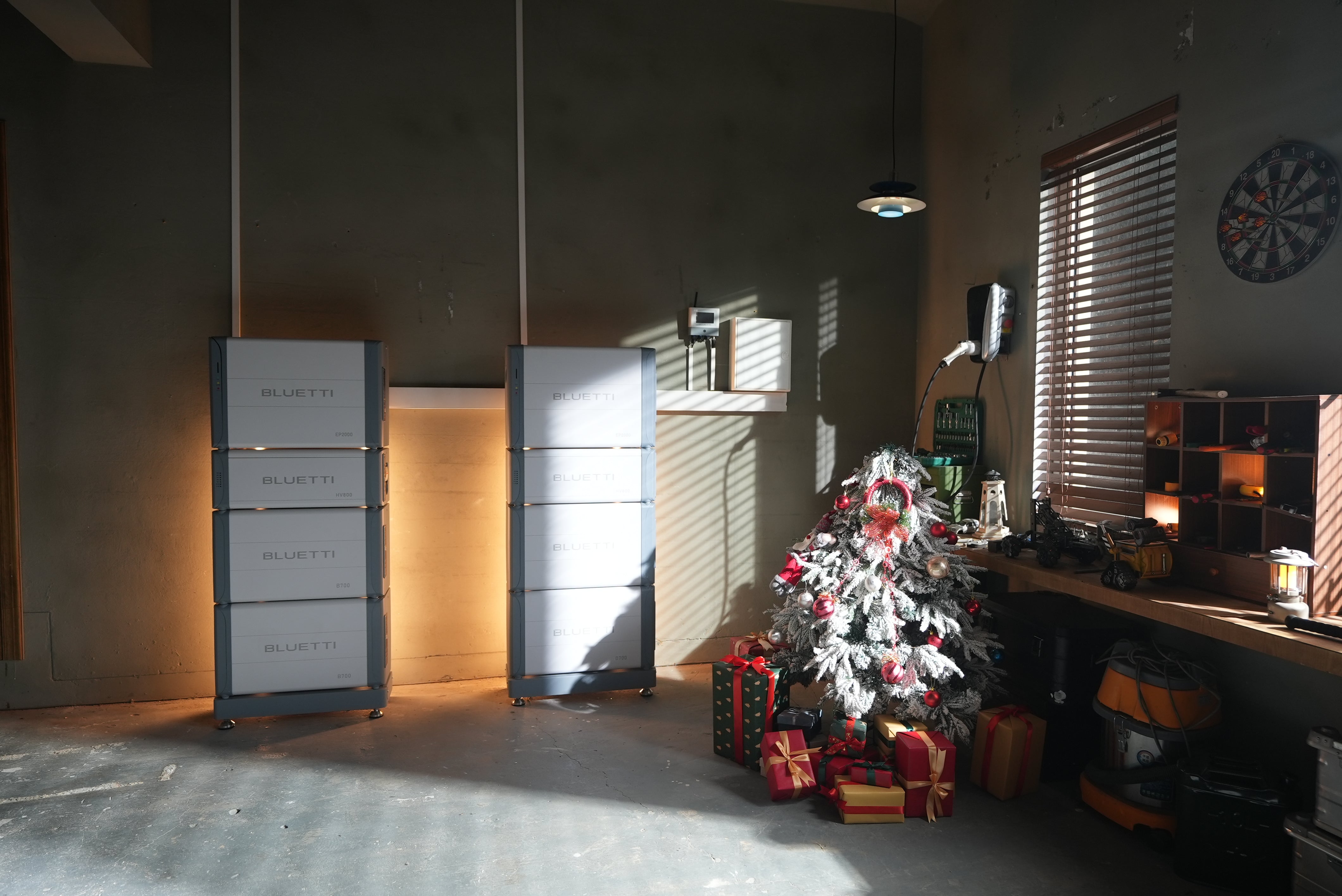 BLUETTI EP2000 VARAORKUKERFI FYRIR HEIMILI OG FYRIRTÆKI