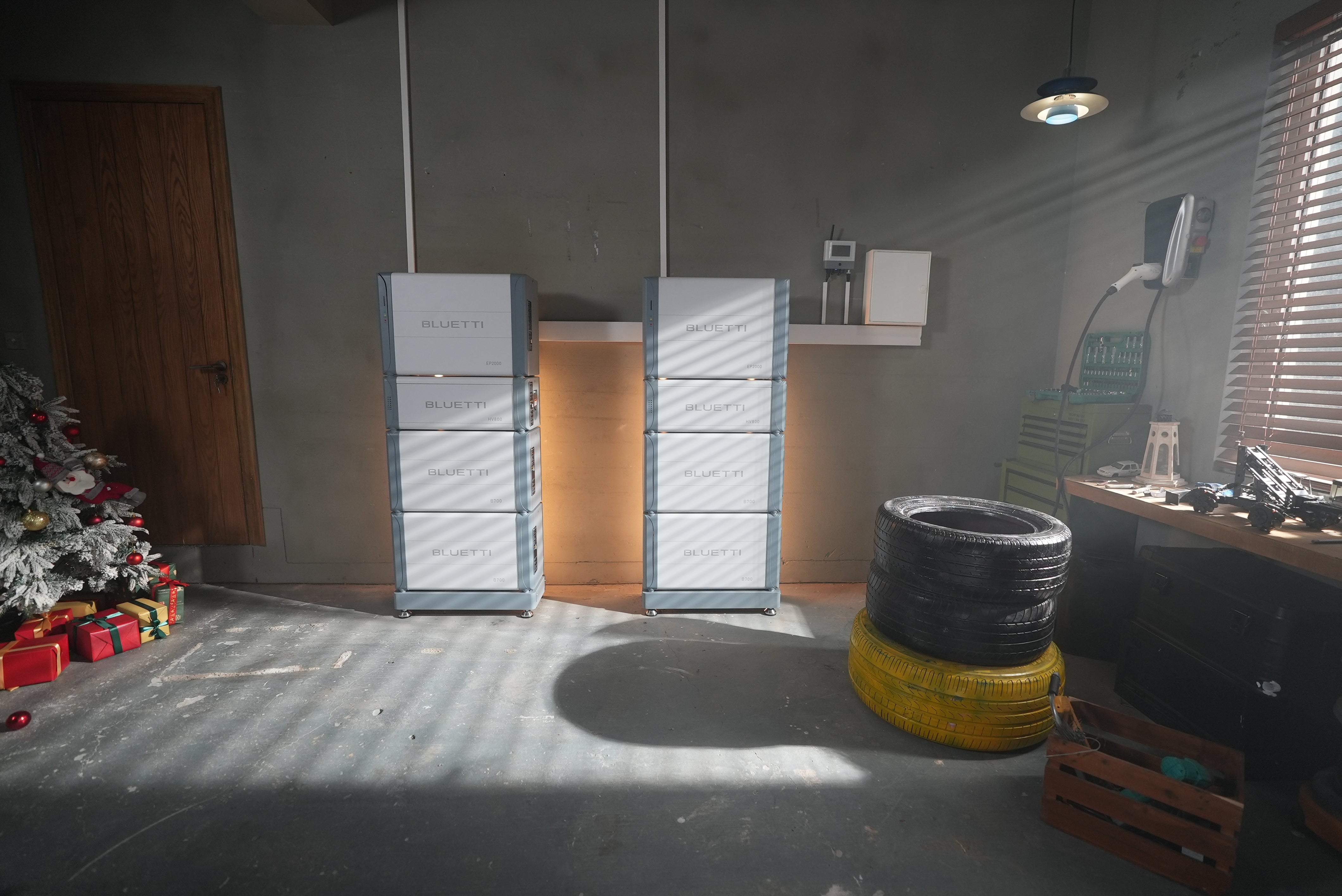 BLUETTI EP2000 VARAORKUKERFI FYRIR HEIMILI OG FYRIRTÆKI